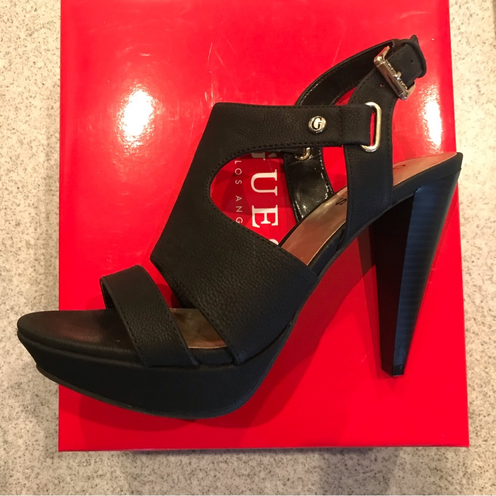 Guess black size 8 heels